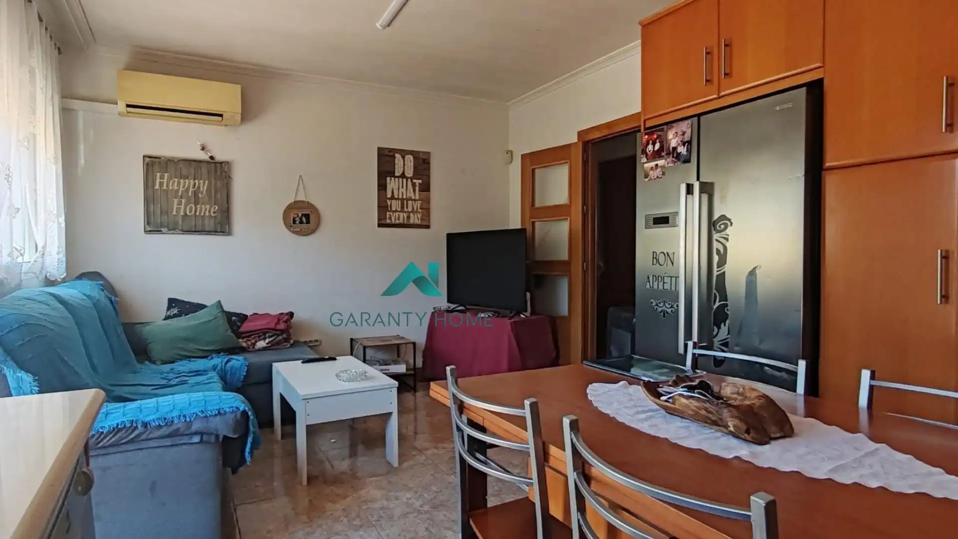 Sala d'estar de Casa o xalet en venda en Cartagena amb Aire condicionat i Balcó