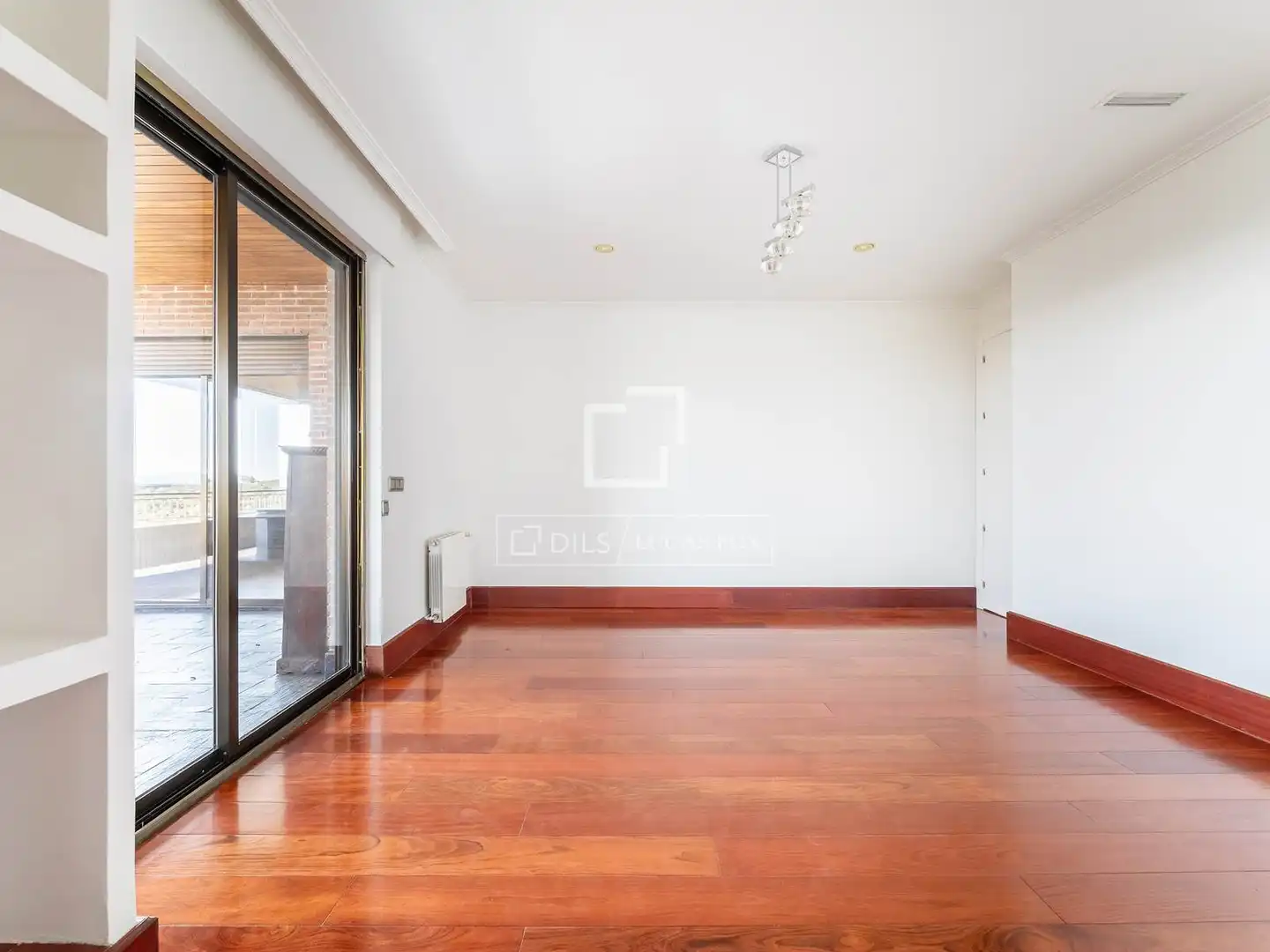 Living room of Houses for sale in Galapagar  with Air Conditioner, Private garden and Storage room