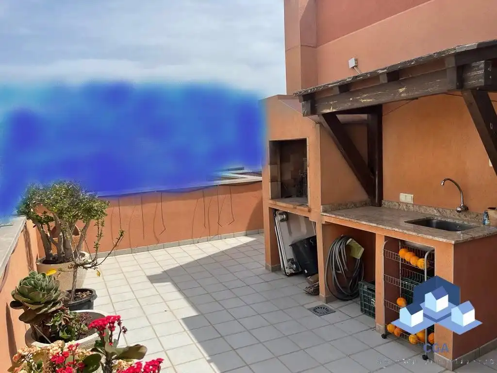 Penthouse with lift for sale in Avenida Europa, imagen 3