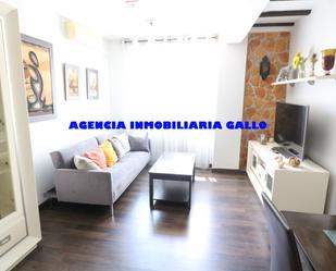 Living room of Flat for sale in  Sevilla Capital  with Air Conditioner