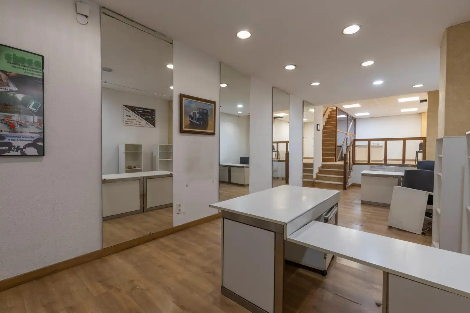 Gewerbefläche zum Verkauf in Calle Ángel Ganivet 15, imagen 4