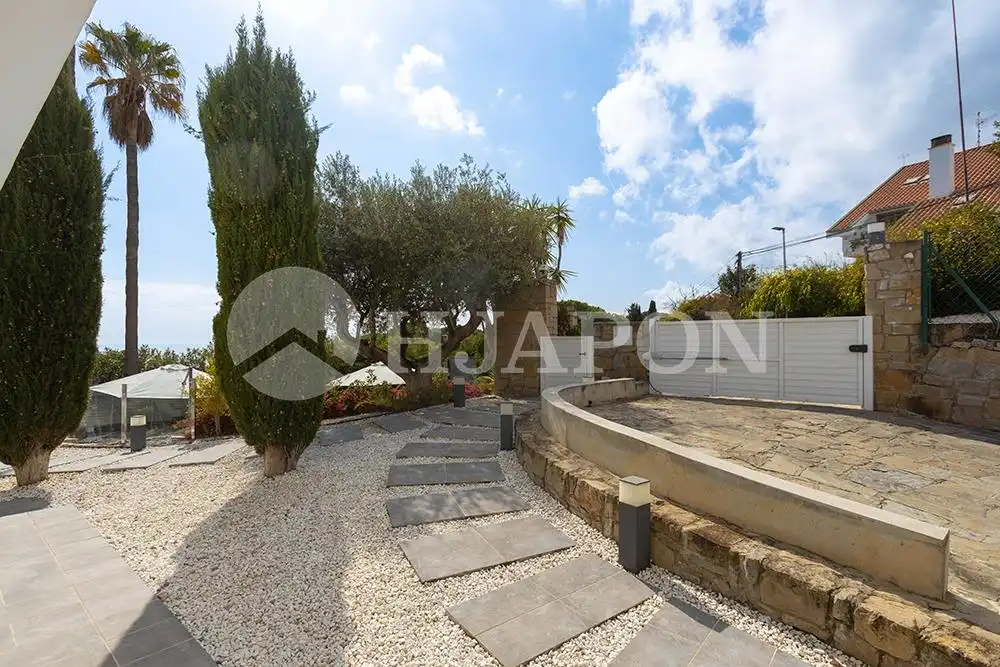 Jardín de Casa o chalet en venta en Alella con Aire acondicionado, Calefacción y Jardín privado