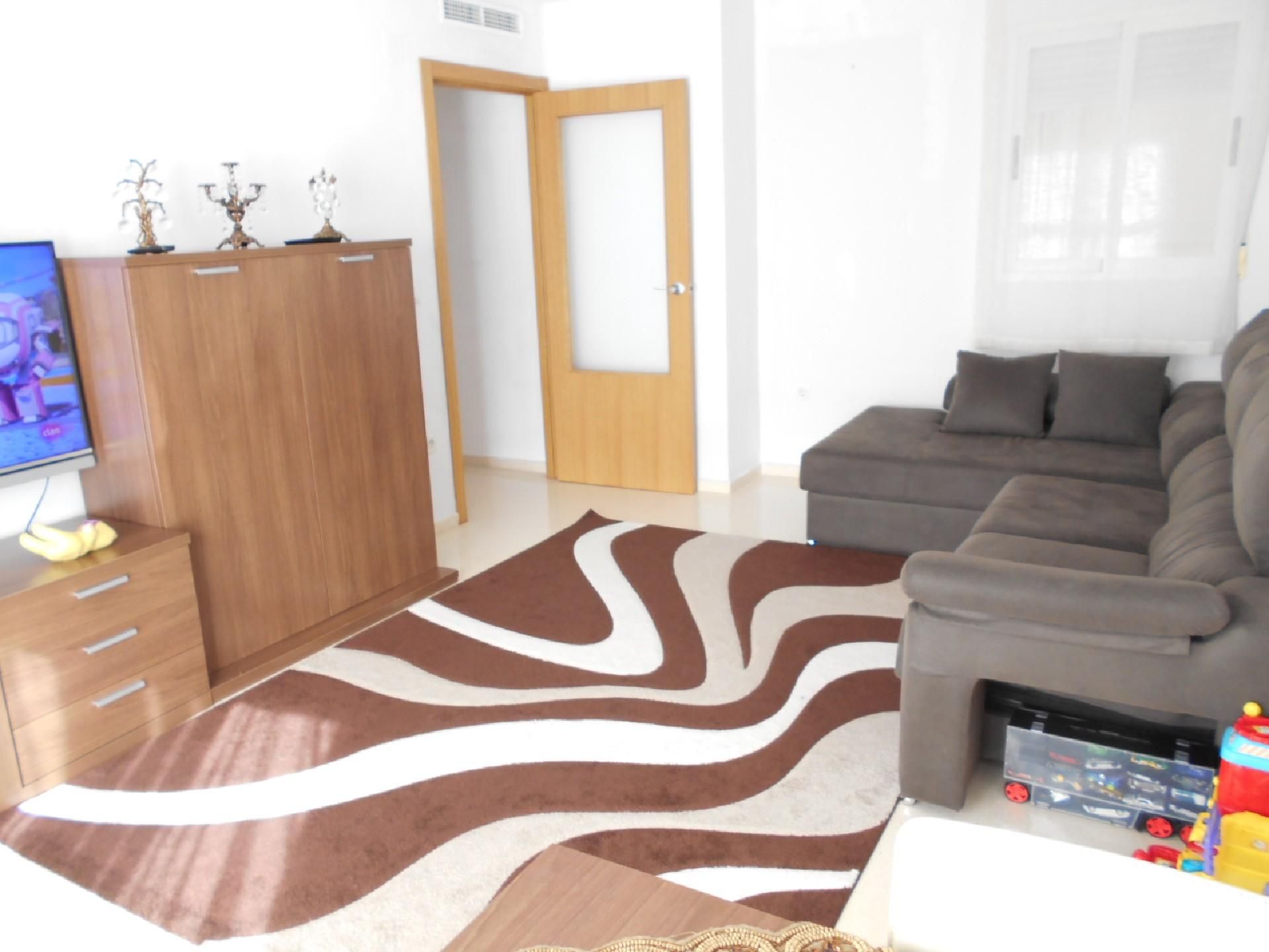 Sala d'estar de Pis en venda en Oliva amb Aire condicionat, Traster i Moblat