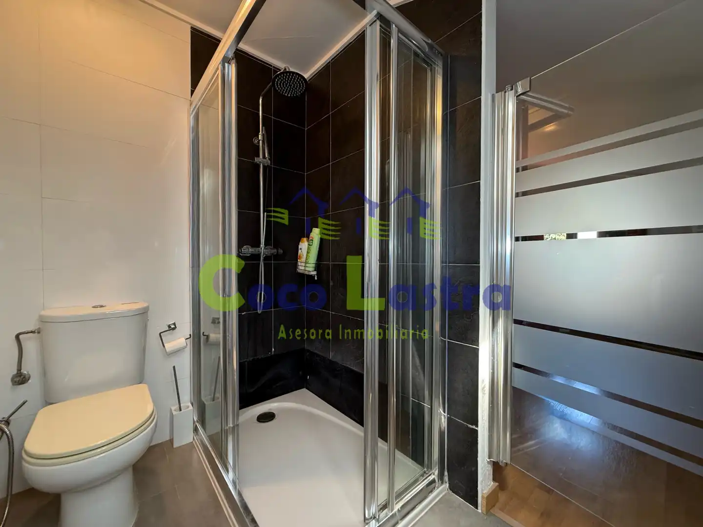 Bathroom of Houses for sale in Monterrubio de Armuña  with Air Conditioner, Heating and Private garden