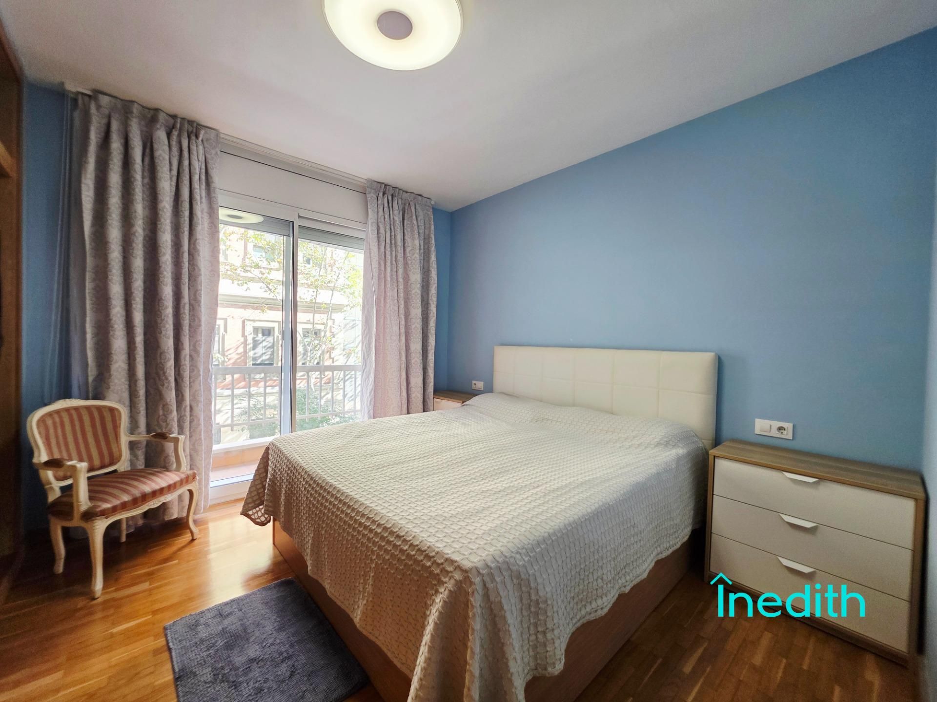 Habitación de Piso en venta en  Barcelona Capital con Aire acondicionado, Calefacción y Terraza