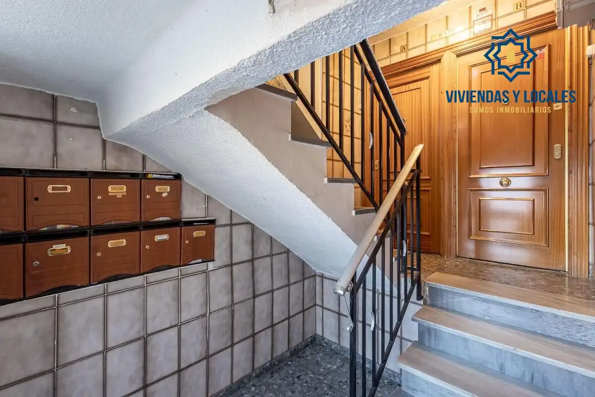 Flat for sale in Granada