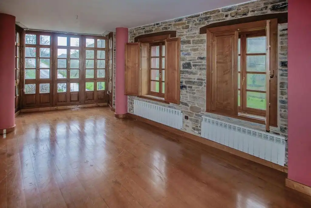 Dining room of Buildings for sale in Vega de Valcarce