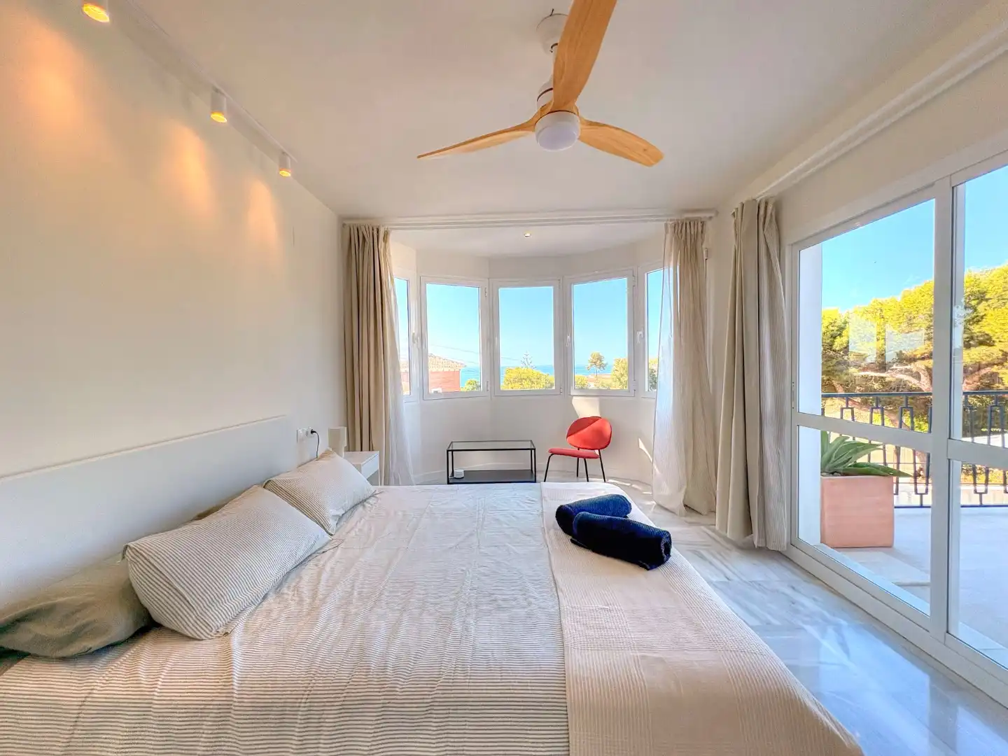 Houses for rent in Vélez-Málaga, Málaga
