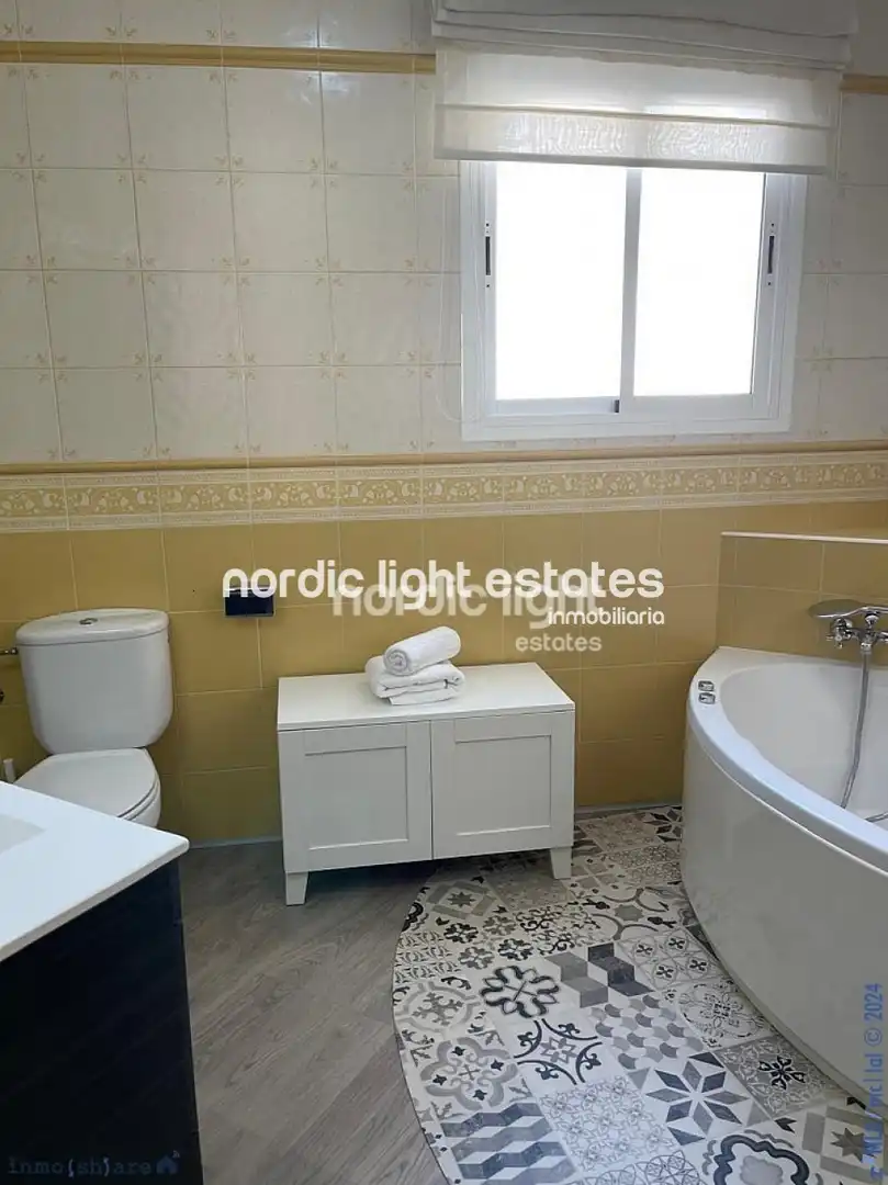 Baño de Casa o chalet en venta en Nerja con Terraza y Piscina