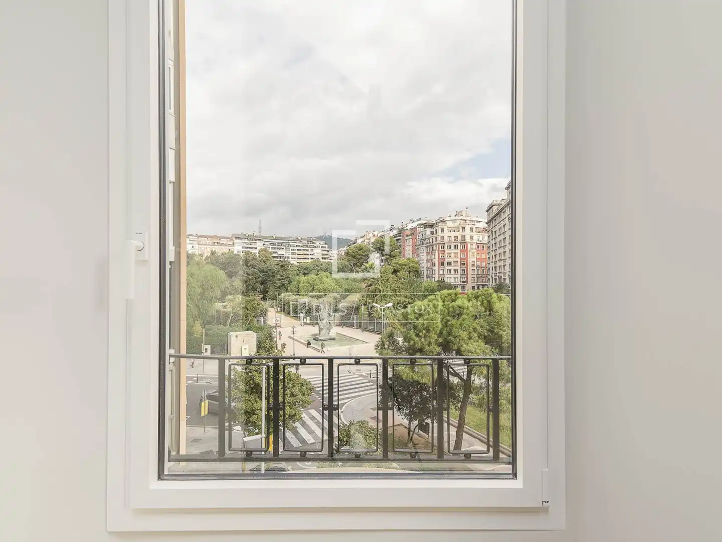 Vista exterior de Piso en venta en Sarrià - Sant Gervasi