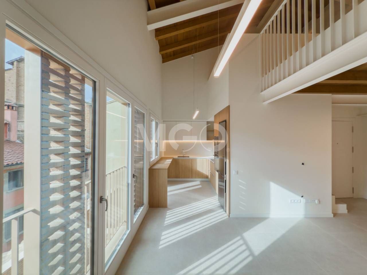 Dúplex en venda en Vic amb Calefacció, Terrassa i Alarma