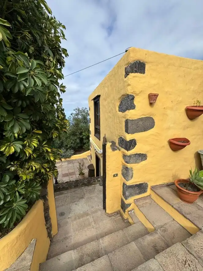 Vista exterior de Finca rústica en venda en Icod de los Vinos amb Terrassa