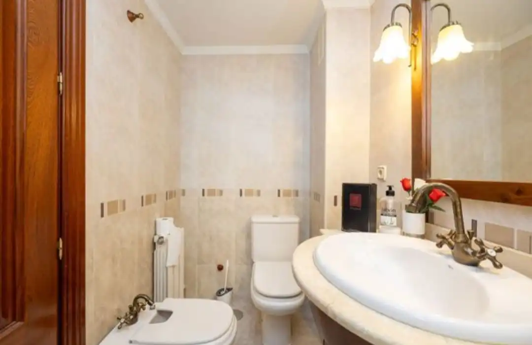 Wohnung zur Miete in Avenida de América, 40, Barrio de Zaidín