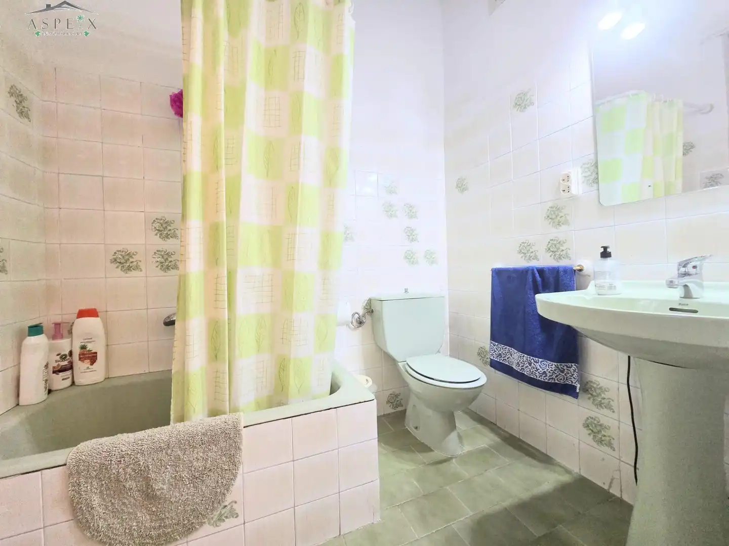 Bathroom of Houses for sale in Aspe  with Air Conditioner and Swimming Pool