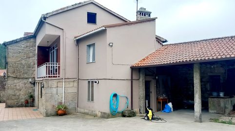Foto 3 de Casa adosada en venta en Praza de Galicia, 1, Cuntis, Pontevedra