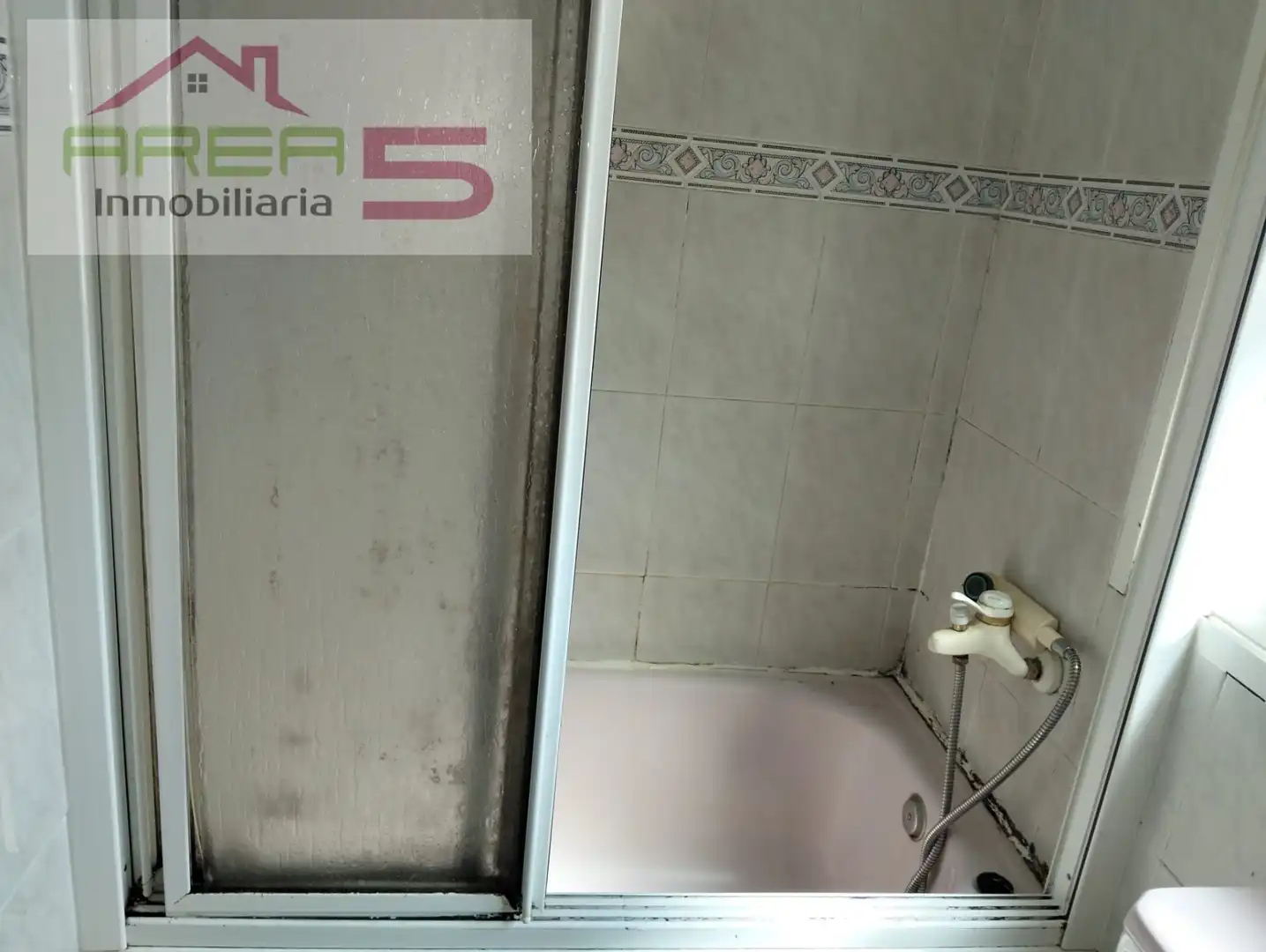 Baño de Casa o chalet en venta en Madroñera con Calefacción y Horno