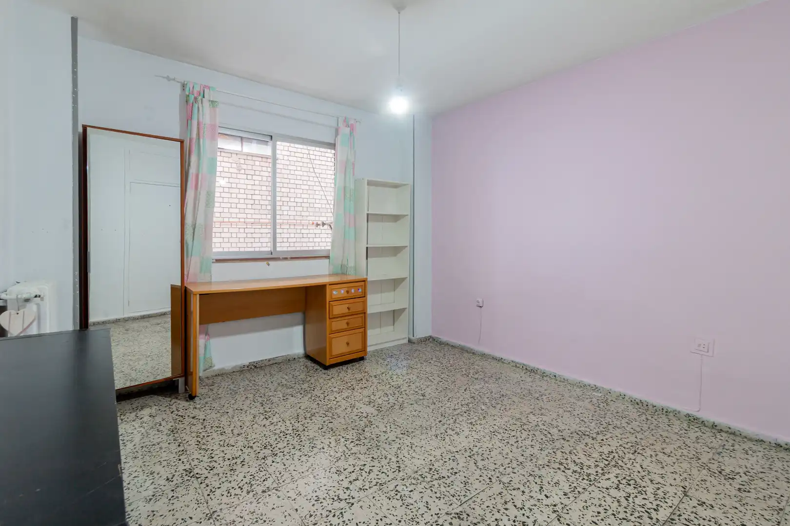Habitación de Piso en venta en Madrid con Calefacción