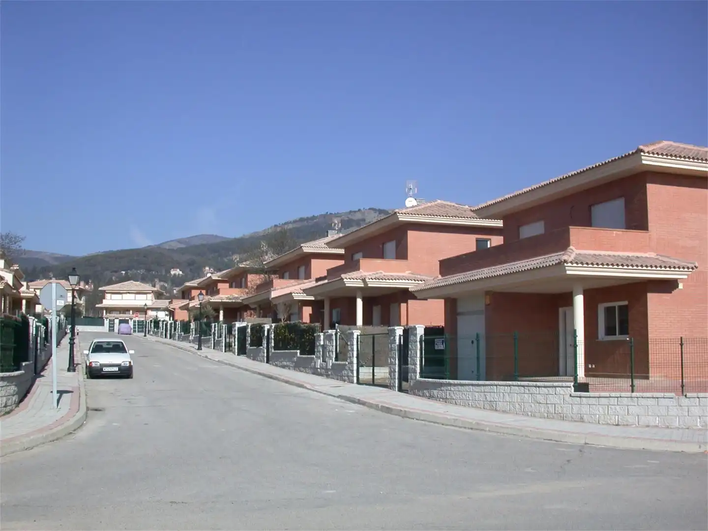 Houses for sale in Calle Pablo Neruda, 6, Miraflores de la Sierra