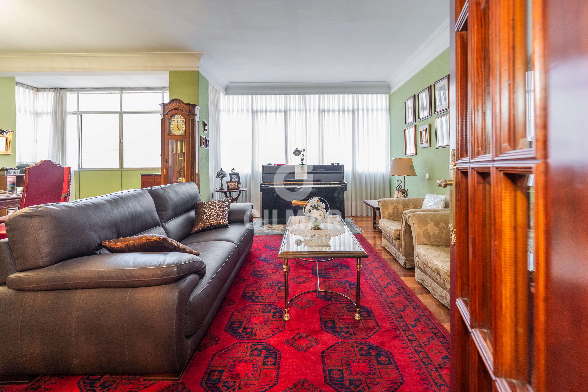 Sala d'estar de Pis en venda en  Madrid Capital amb Calefacció