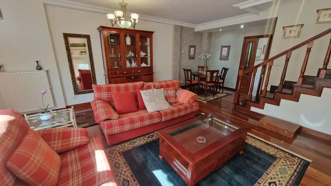 Wohnzimmer von Einfamilien-Reihenhaus zum Verkauf in Igorre mit Heizung, Privatgarten und Terrasse