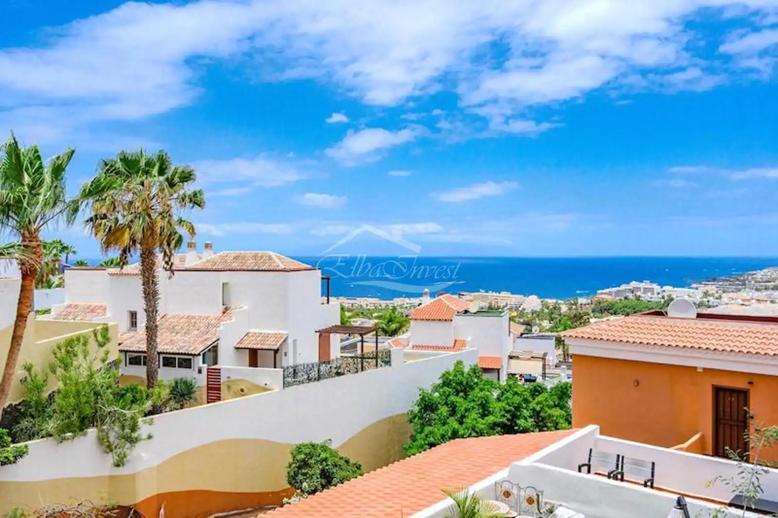 Vista exterior de Dúplex en venta en Adeje con Aire acondicionado, Parquet y Terraza