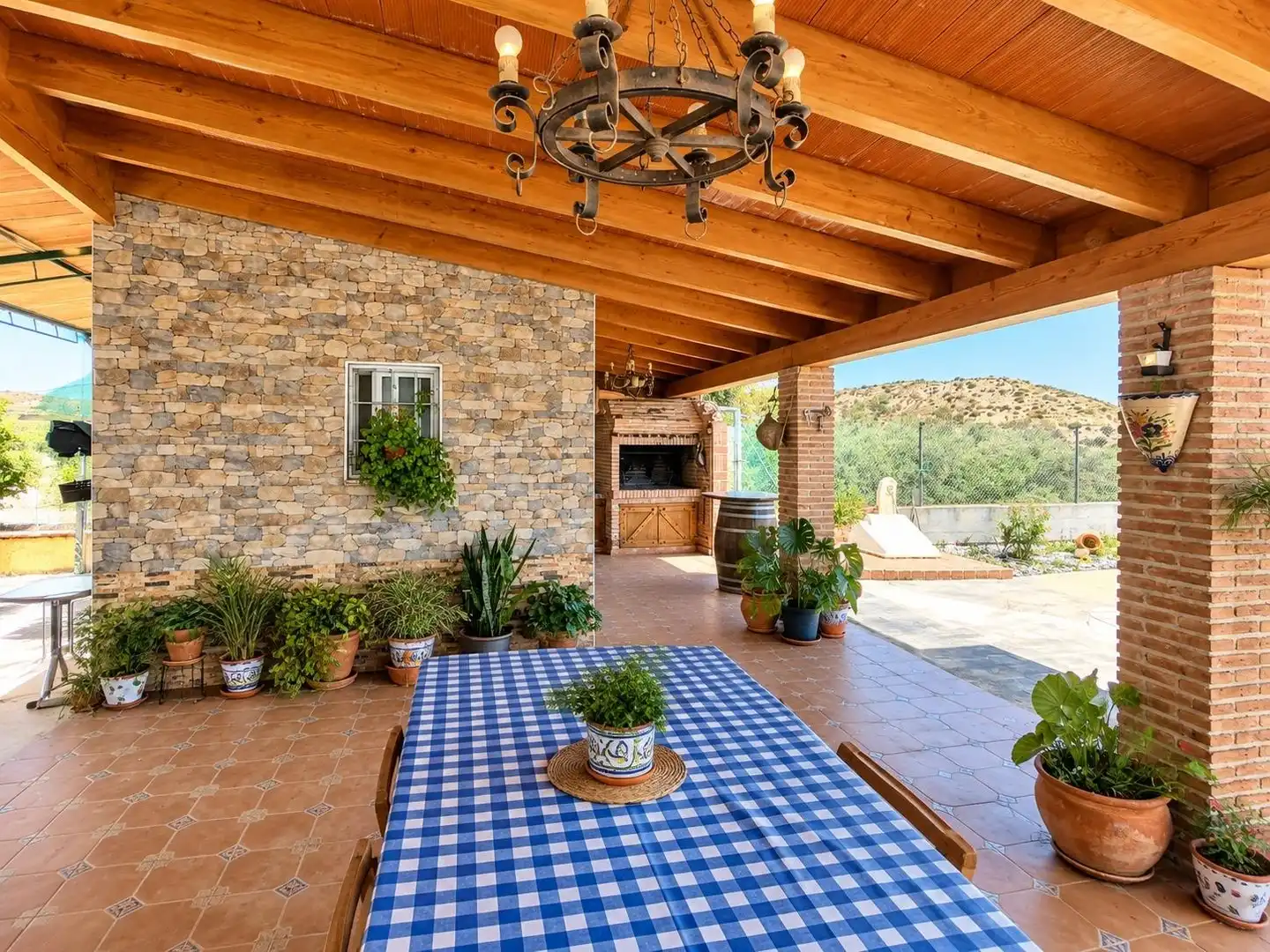 Detached house with pool for sale in Camino de Garay, imagen 2
