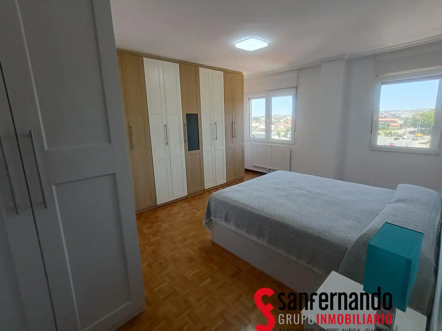 Bedroom of Flat for rent in Santander  with Heating, Parquet flooring and Furnished