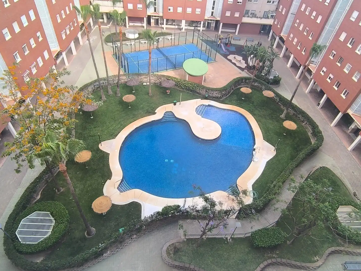 Appartement avec piscine à vendre à Carretera de Cádiz