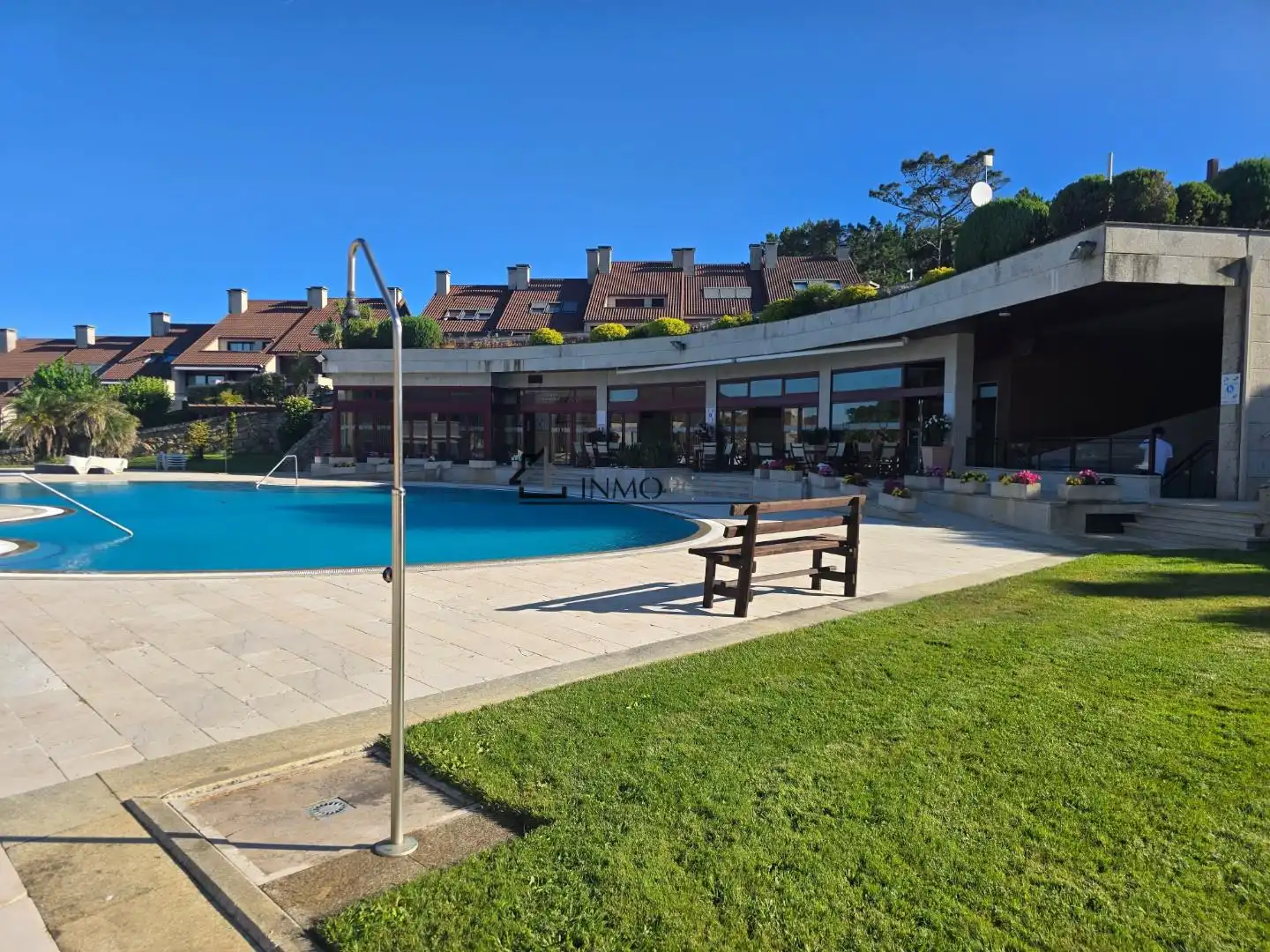 Piscina de Casa adosada de lloguer en O Grove   amb Calefacció, Terrassa i Traster
