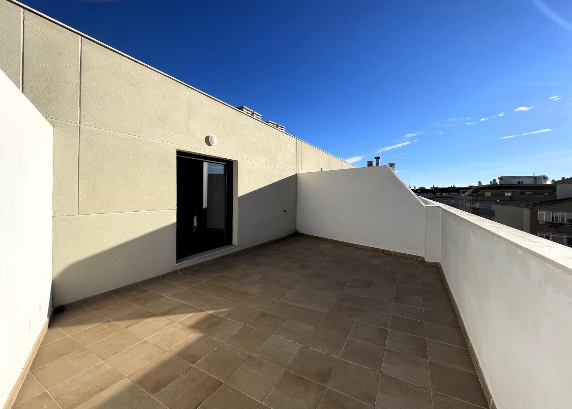 Attic to rent in Calle TORREBLANCA, 12, Centro