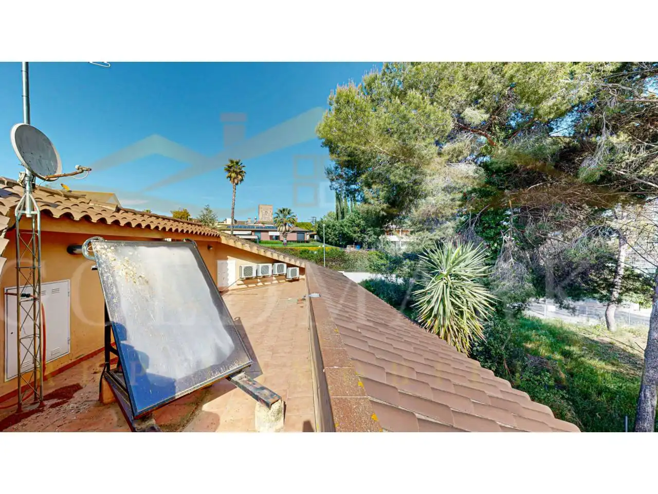 Jardí de Casa o xalet en venda en Sabadell amb Aire condicionat, Jardí privat i Terrassa