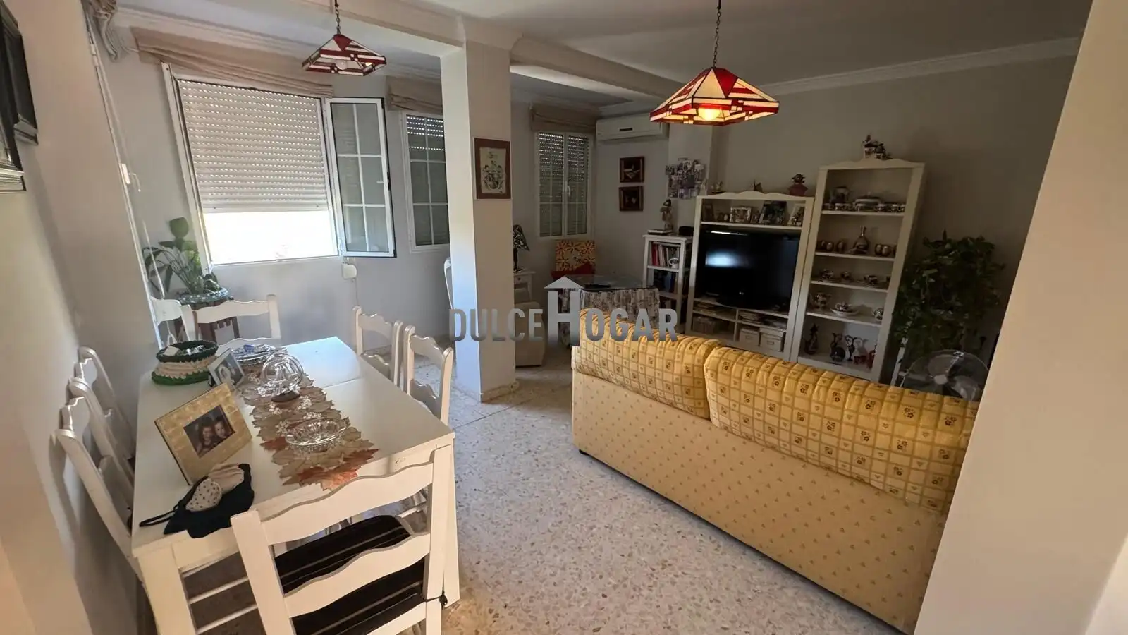 Sala de estar de Casa o chalet en venta en Rincón de la Victoria con Aire acondicionado, Jardín privado y Terraza