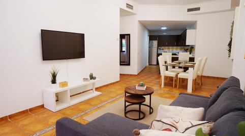 Foto 4 de Apartament de lloguer a Calle Chopo, El Paraíso, Málaga