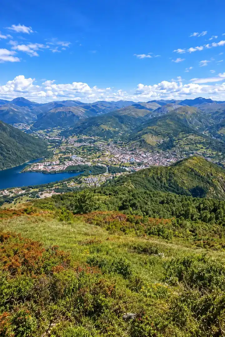 Außenansicht von Wohnung zur Miete in Villablino, León