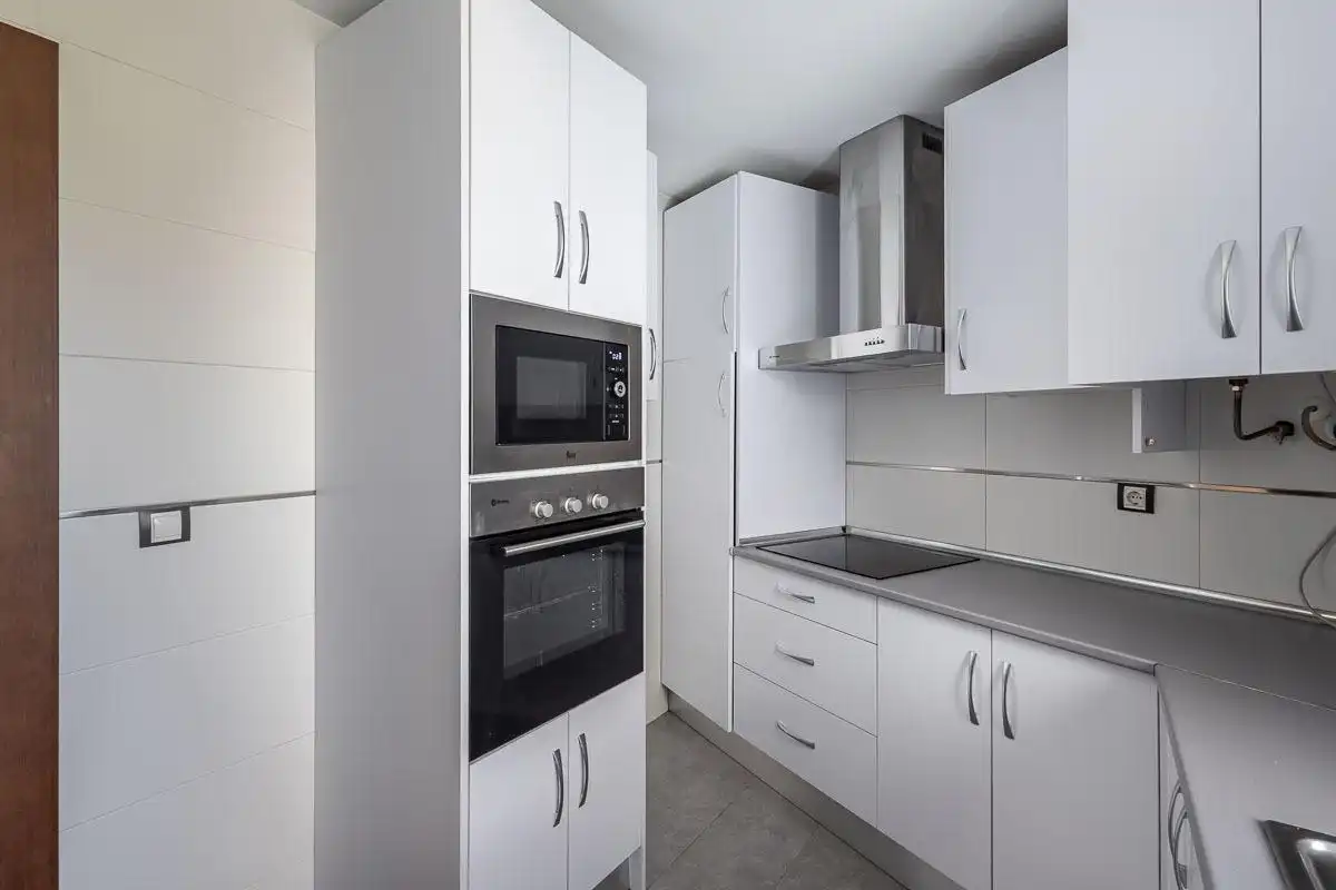Cocina de Piso en venta en La Zubia con Aire acondicionado y Trastero
