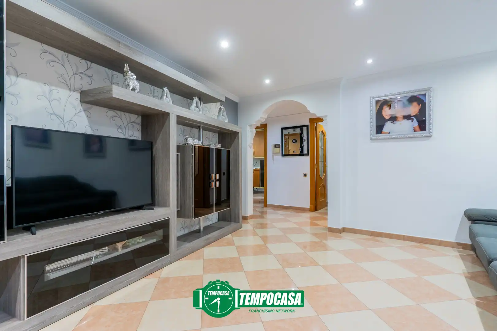 Flat with terrace for sale in Calle de José Aguilar 40, imagen 5