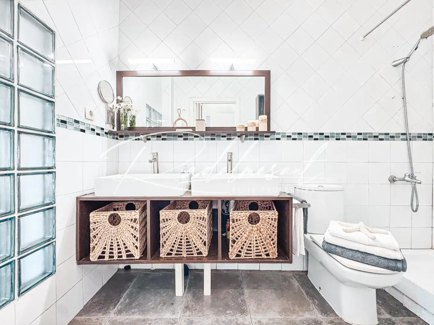 Bany de Casa o xalet en venda en Tarragona amb Jardí privat, Traster i Piscina