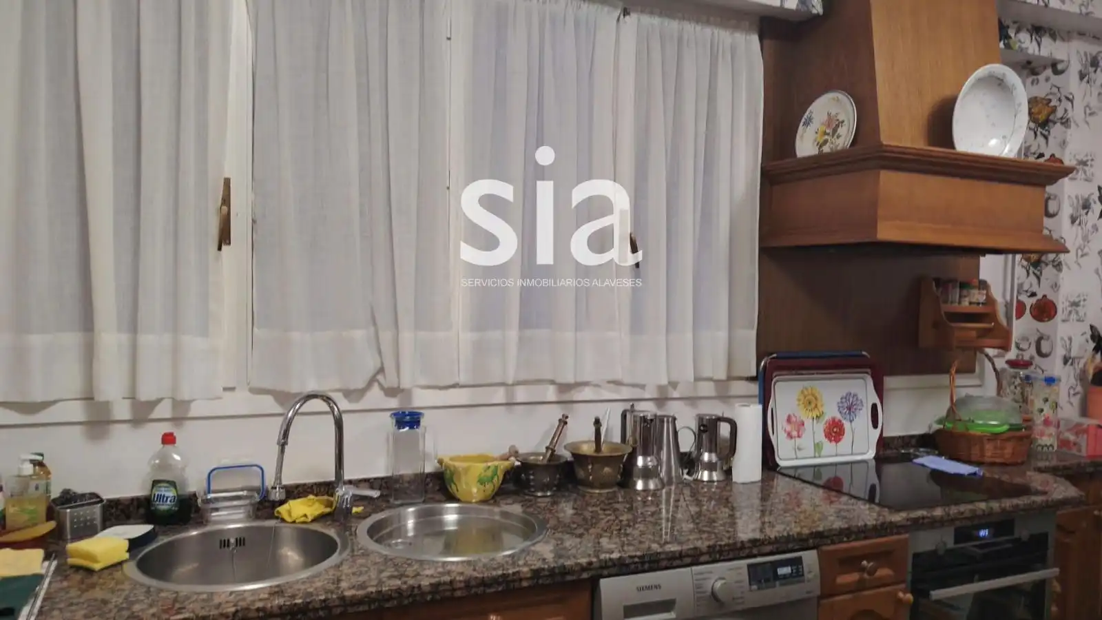 Küche von Wohnung zum Verkauf in Vitoria - Gasteiz mit Heizung, Abstellraum und Möbliert