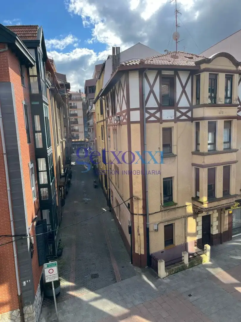 Vista exterior de Oficina de alquiler en Getxo  con Aire acondicionado, Calefacción y Amueblado