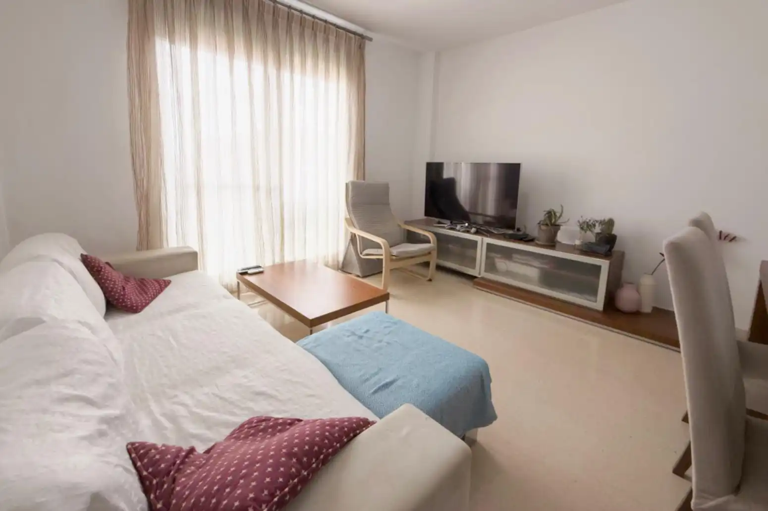 Living room of Flat for sale in Torrent  with Air Conditioner, Storage room and Balcony