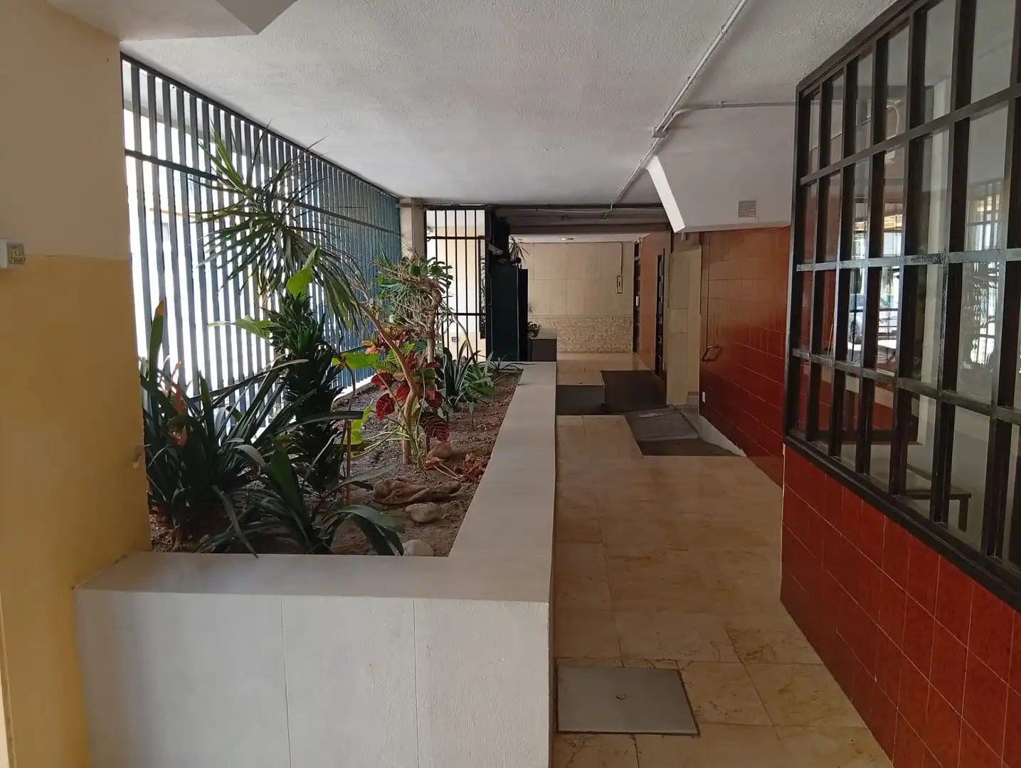 Flat for rent in Málaga  with Air Conditioner, Terrace and Furnished