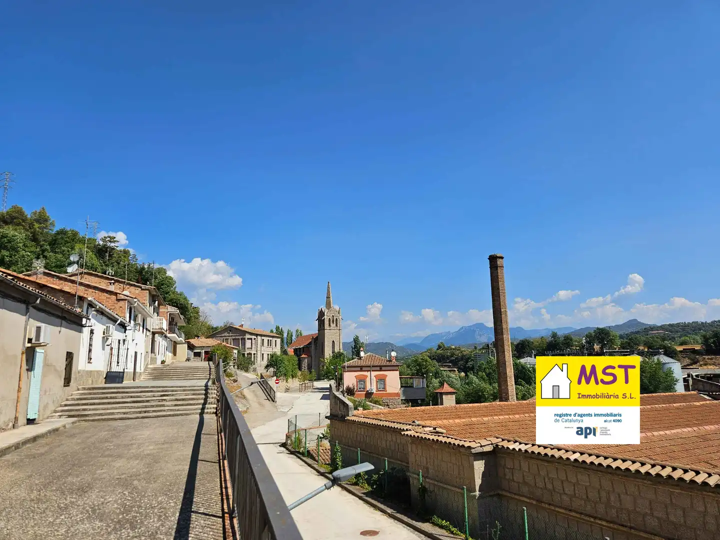 Vista exterior de Casa adosada en venta en Casserres con Aire acondicionado, Calefacción y Terraza