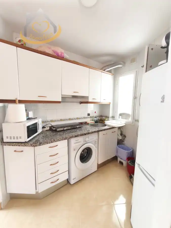 Cuina de Apartament en venda en La Antilla amb Terrassa i Moblat