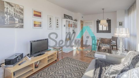 Foto 3 de Piso de alquiler en Carlos Asensio Bretones, Santo Domingo - El Campillín, Oviedo