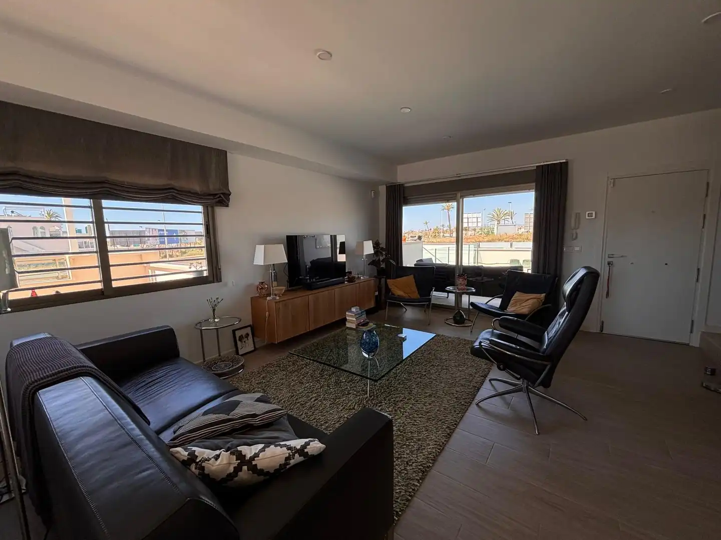 Sala d'estar de Casa adosada en venda en Mazarrón amb Aire condicionat, Parquet i Terrassa
