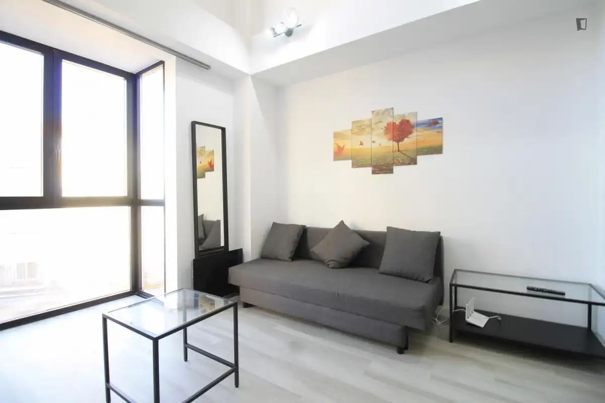 Study for rent in Almendrales