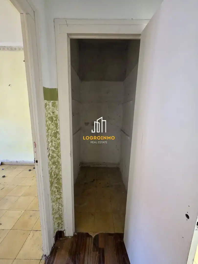 Piso en venta en  Logroño con Calefacción