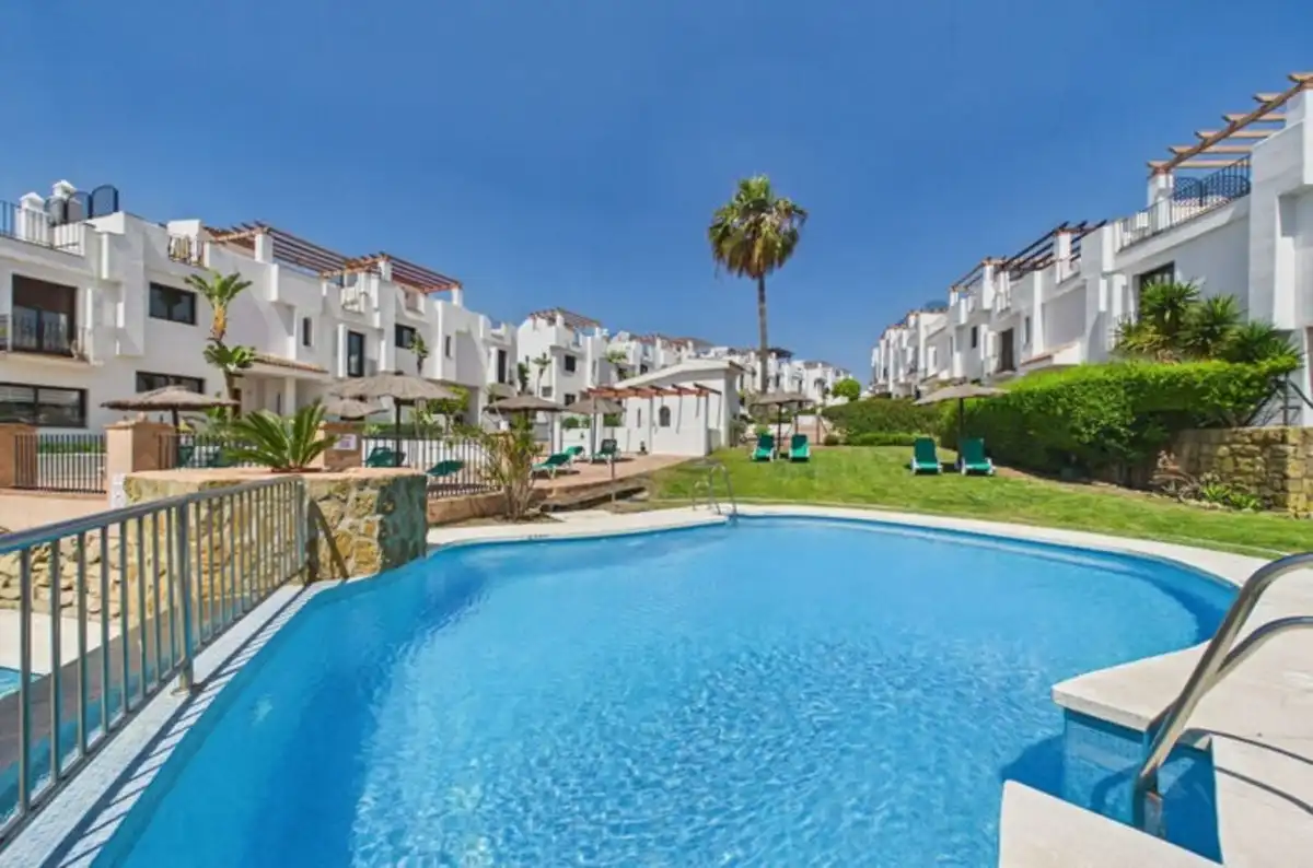 Rez-de-chaussée avec piscine à vendre à La Alcaidesa, imagen 7