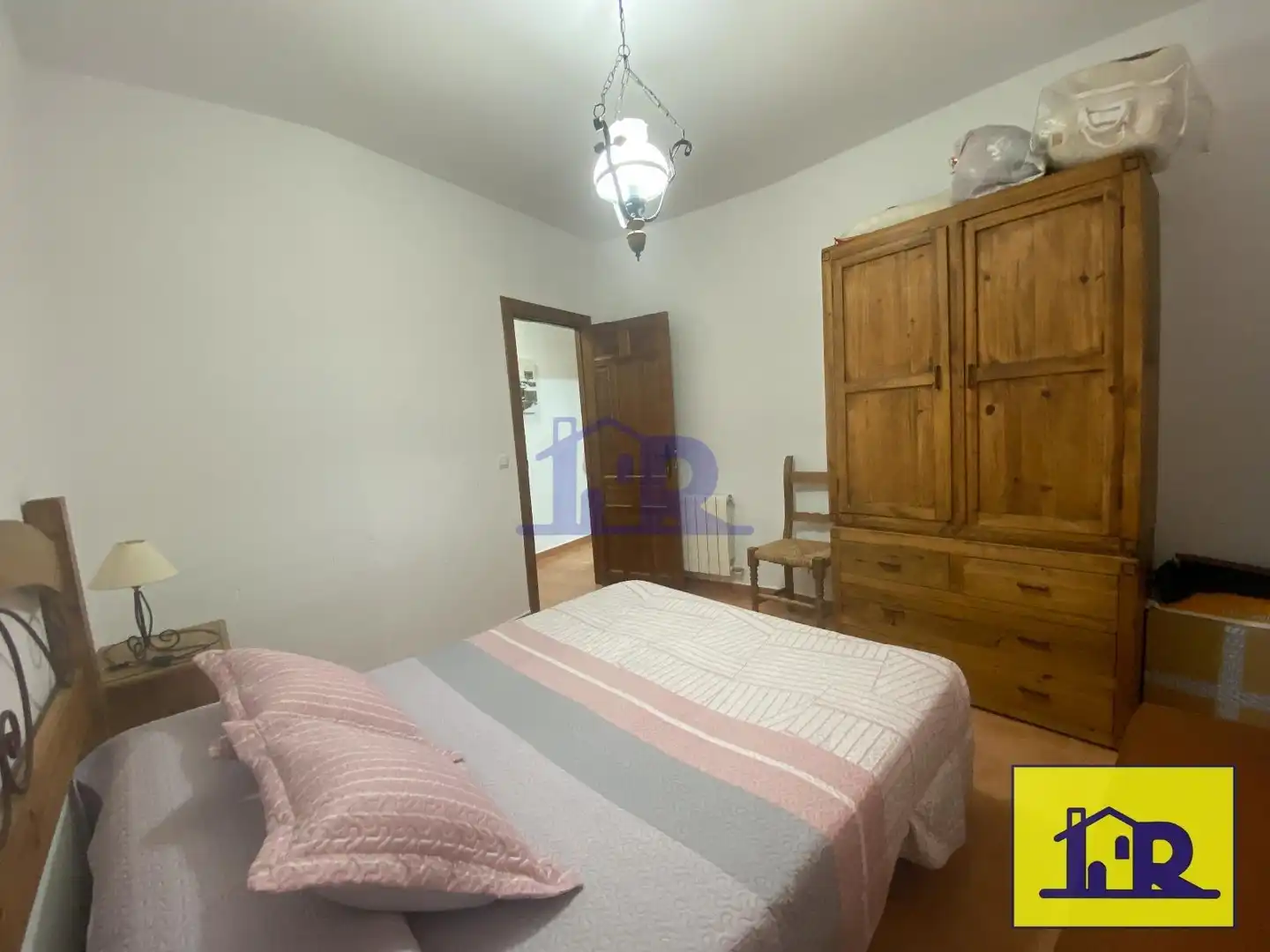 Bedroom of Flat for sale in Cuenca  with Heating, Terrace and Furnished