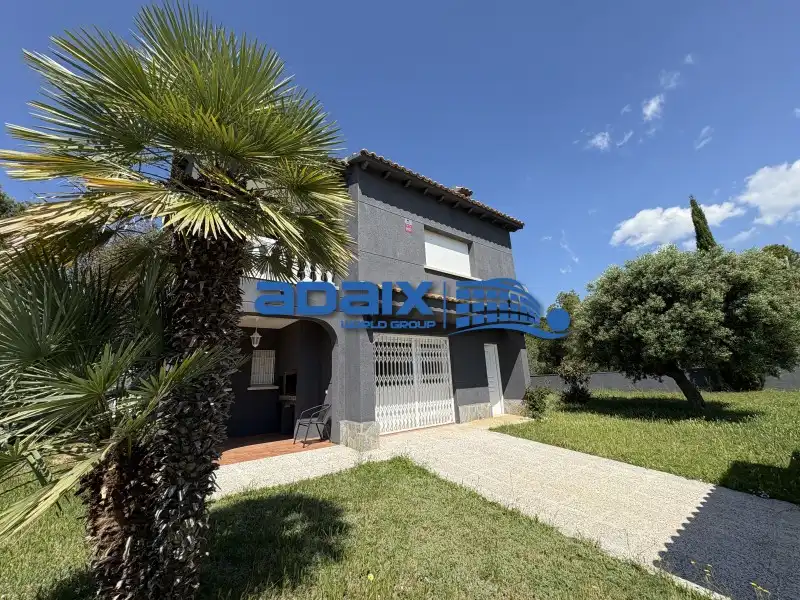 Houses for sale in Roda de Berà